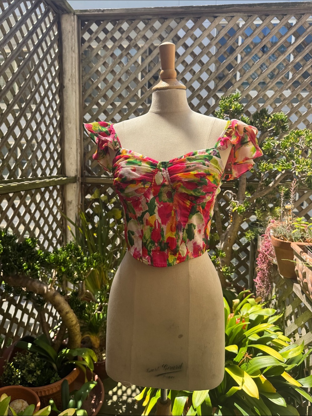 Floral Ruffle Sleeve Crop Top - Pink Multi by Shein. Size 6 NWOT